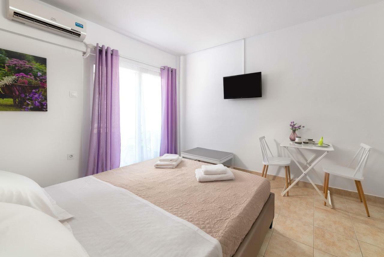 Astoria Studio Ii, Rhodes City Center - Brand New Bathroom Esterno foto